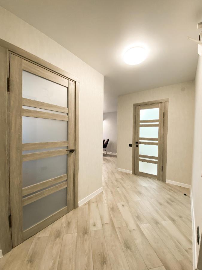 Стильні Апартаменти В Самому Центрі Біля Корпусного Саду - Мережа Helen Poltava Habitación foto