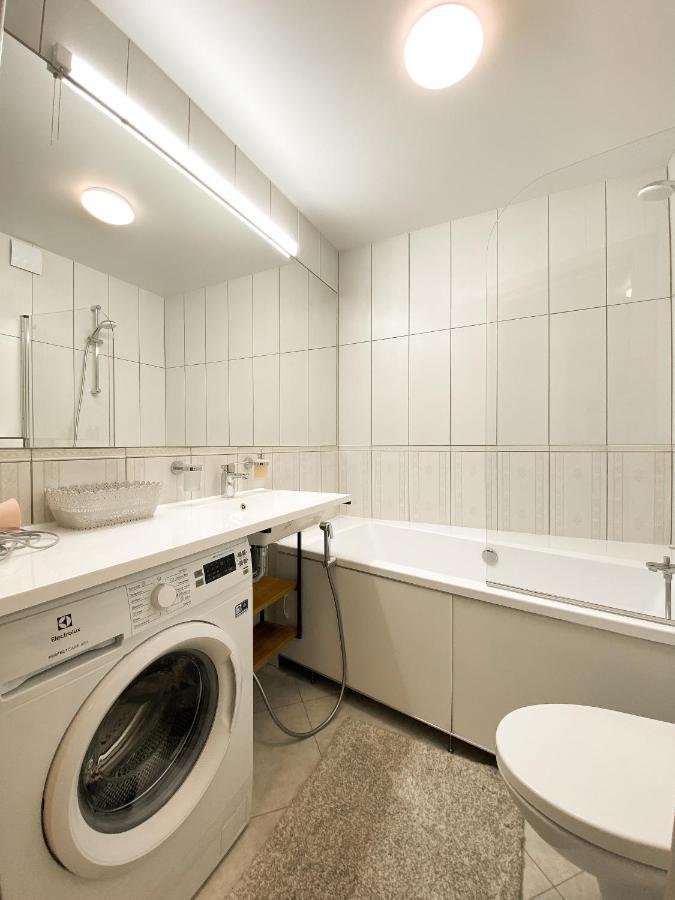 Стильні Апартаменти В Самому Центрі Біля Корпусного Саду - Мережа Helen Poltava Habitación foto
